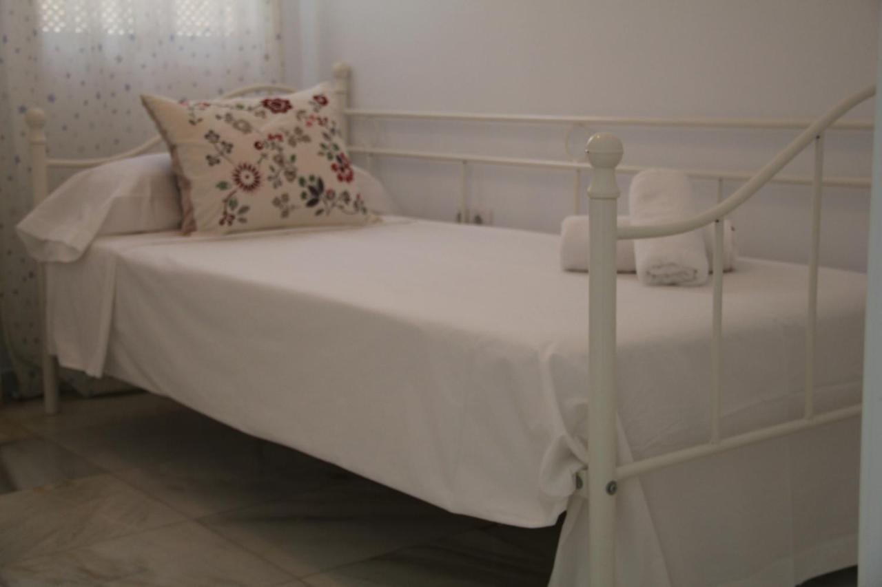 Apartamento Huerta La Reina Кордоба Екстериор снимка
